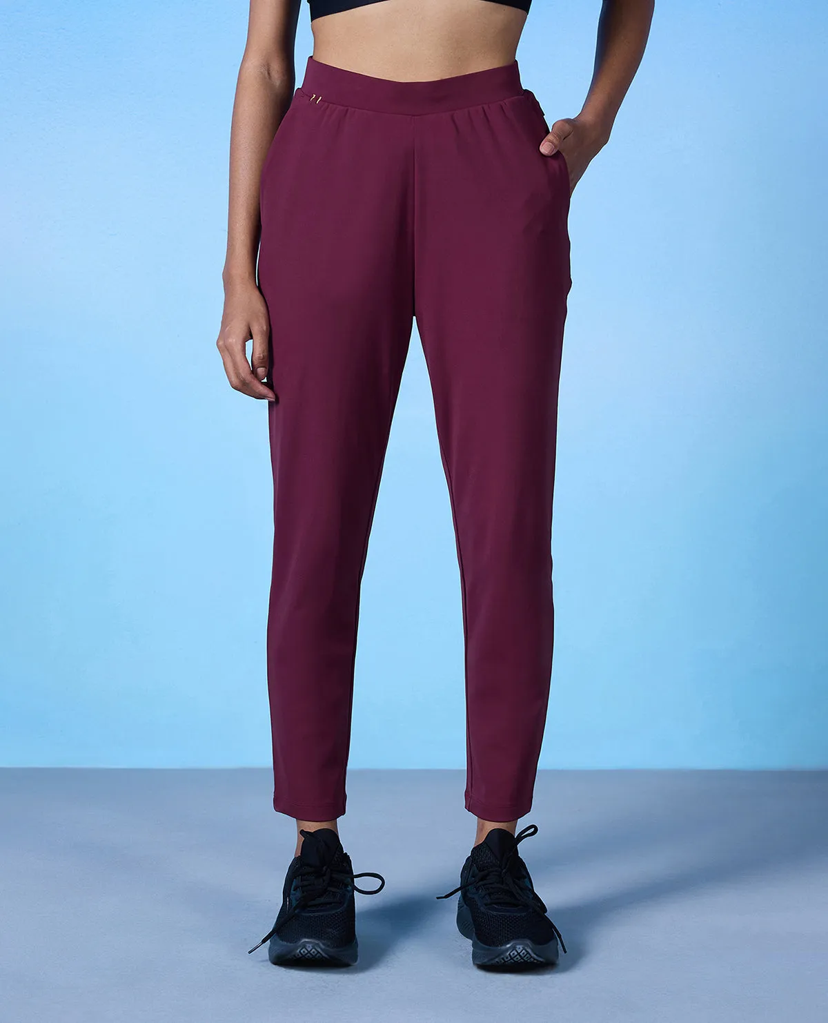 Nykd All Day Iconic Go To Travel Pant -NYAT249-Tawny port